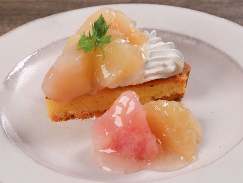 材料たったの4つ！店内仕込みの白桃タルト